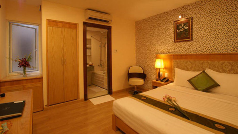 Blue Diamond Hotel Room