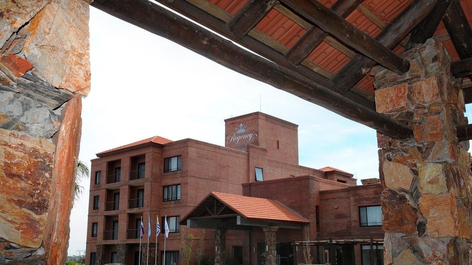Regency Zonamerica Exterior