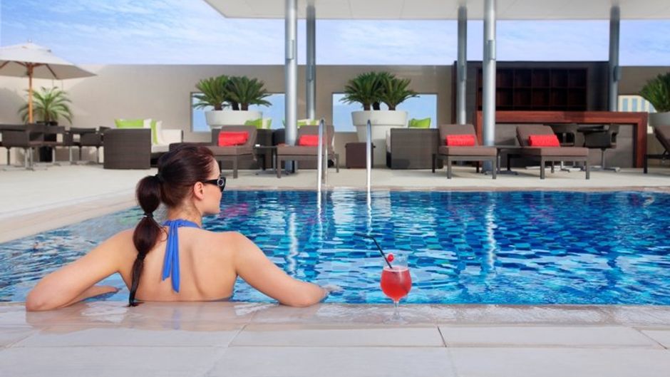 Centro Barsha Pool