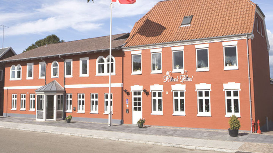 Hotel Aulum Kro Exterior