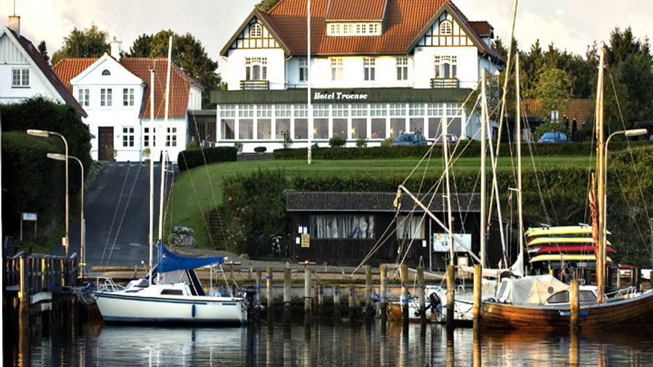 Hotel Troense Exterior