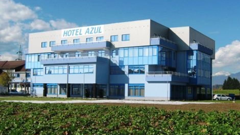 Hotel Azul Exterior