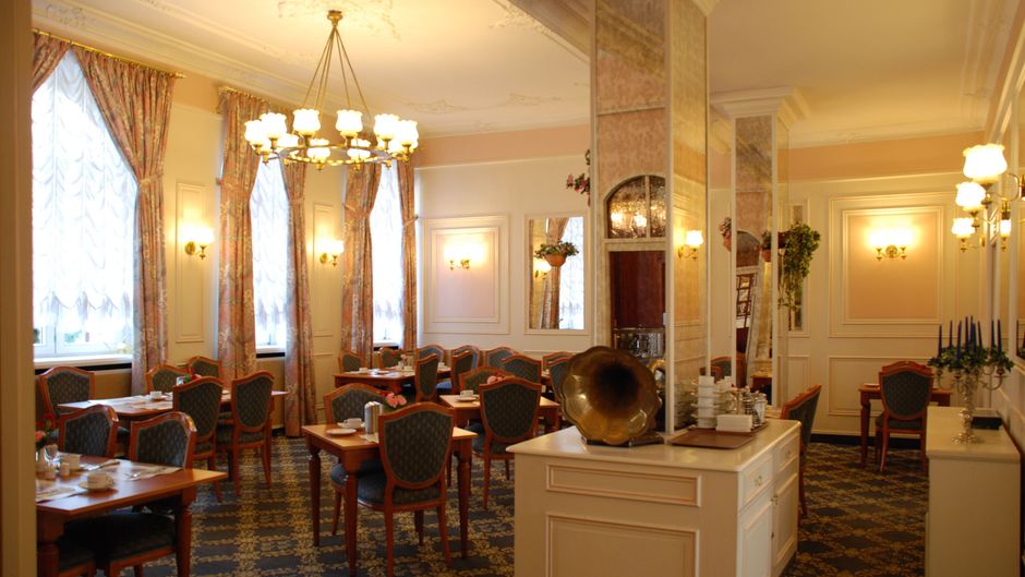 Rheinischer Hof Restaurant