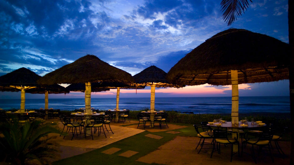 Taj Fisherman's Cove Resorts And Spa Restaurant