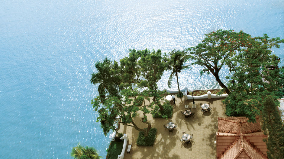 Taj Malabar Resort and Spa Cochin Restaurant