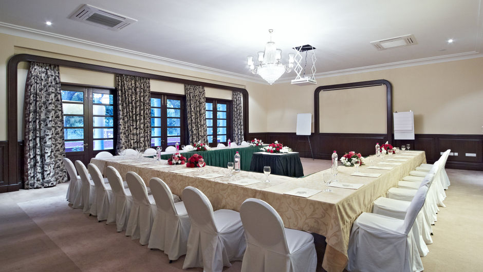 Vivanta by Taj Sawai Madhopur Lodge Meeting