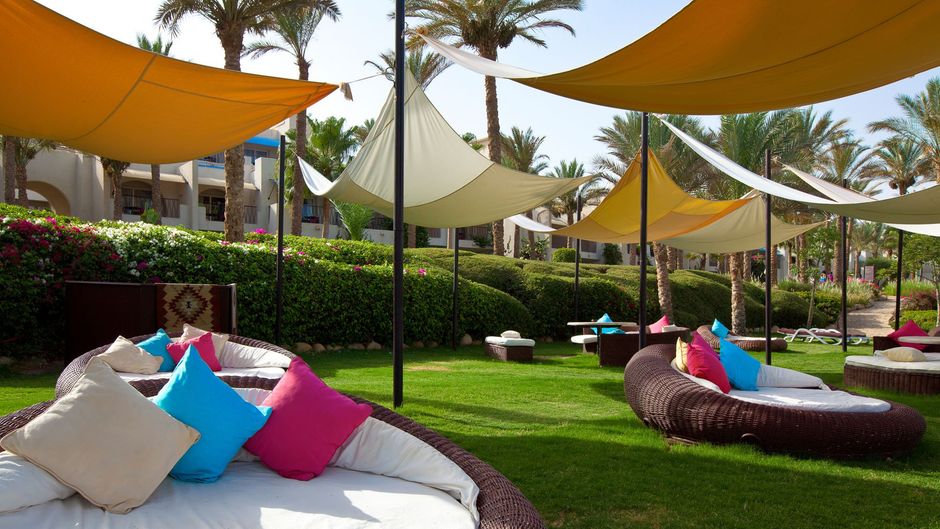 Grand Rotana Resort and Spa Restaurant