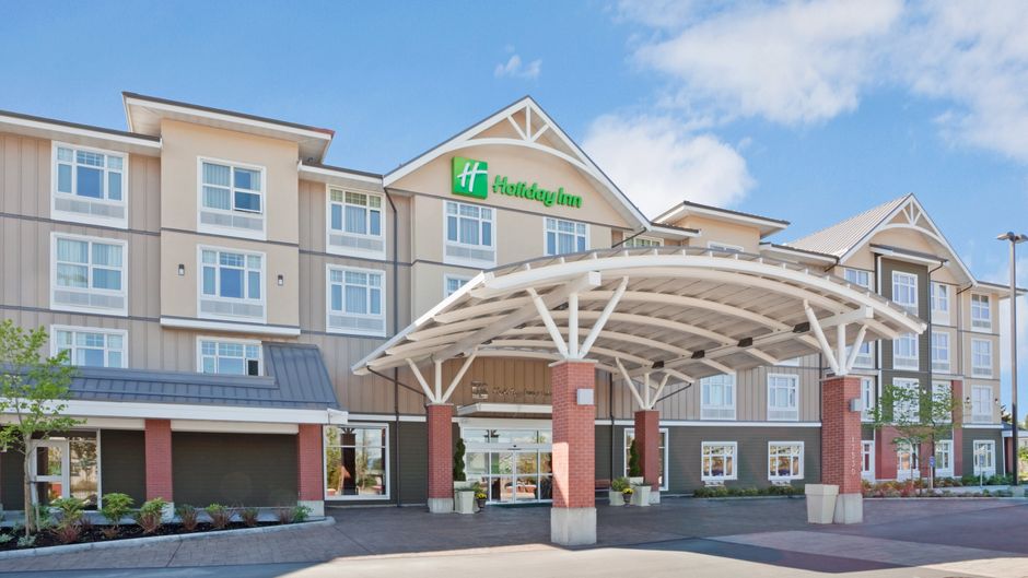 Holiday Inn & Stes Surrey E-Cloverdale Exterior
