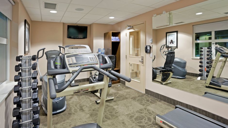 Holiday Inn & Stes Surrey E-Cloverdale Health Club