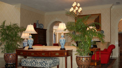 Tidewater Inn