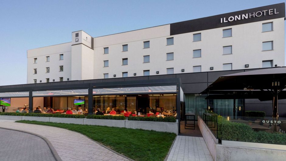 Ilonn Hotel Poznan Exterior