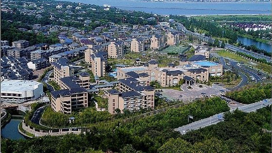 Vaton Yunqi Resort Hotel Exterior