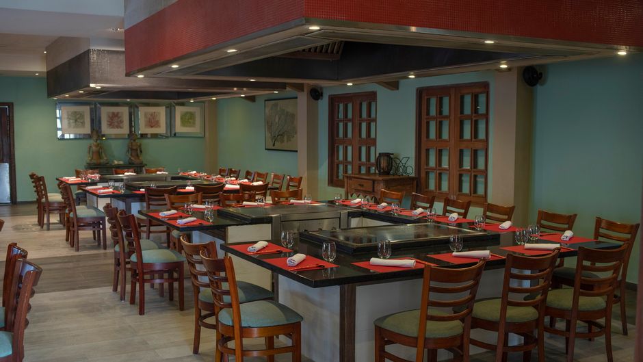 Iberostar Waves Costa Dorada Restaurant