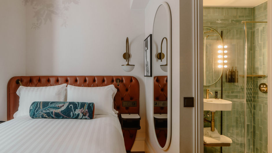 Hotel Alexandra Room