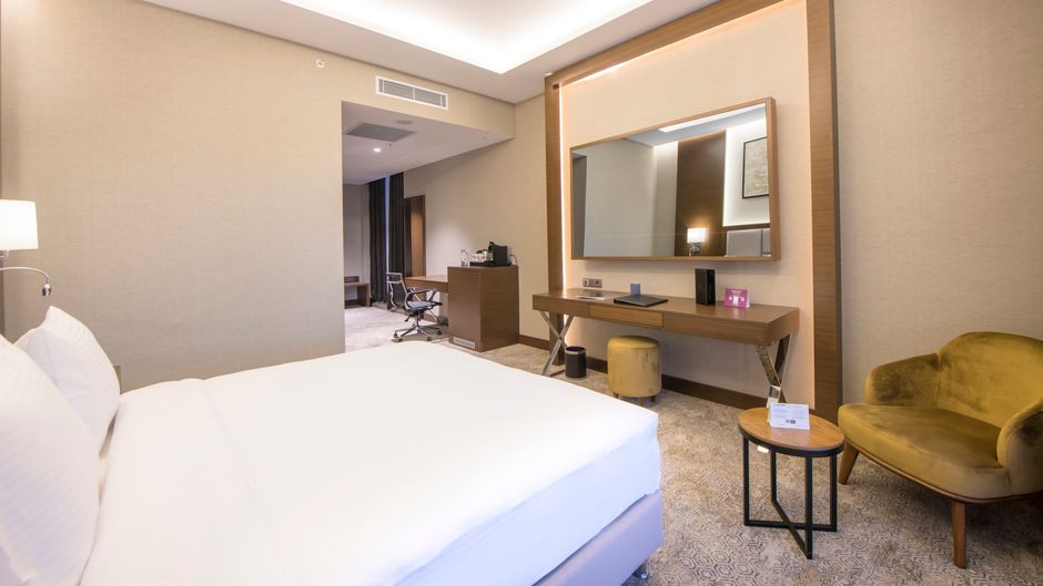 Crowne Plaza Yalova Room
