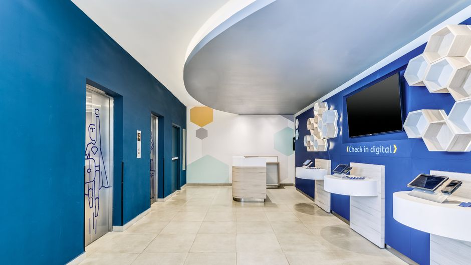 One Acapulco Costera Lobby