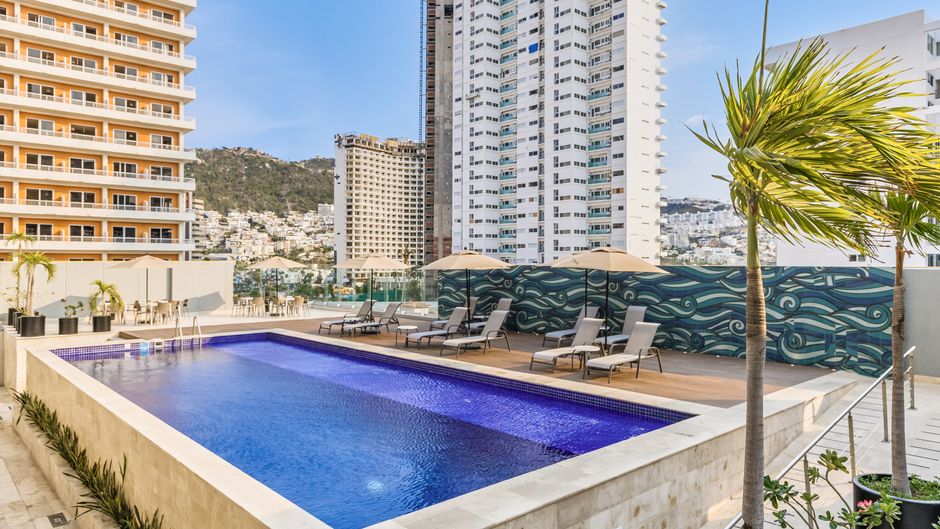 One Acapulco Costera Lobby