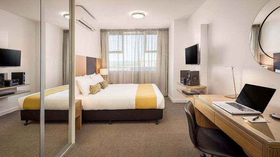 Quest King William South Room