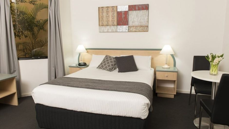Adelaide Riviera Hotel Room