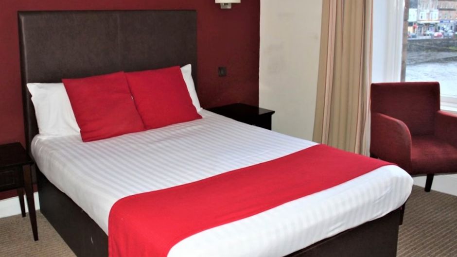 Columba Hotel Room