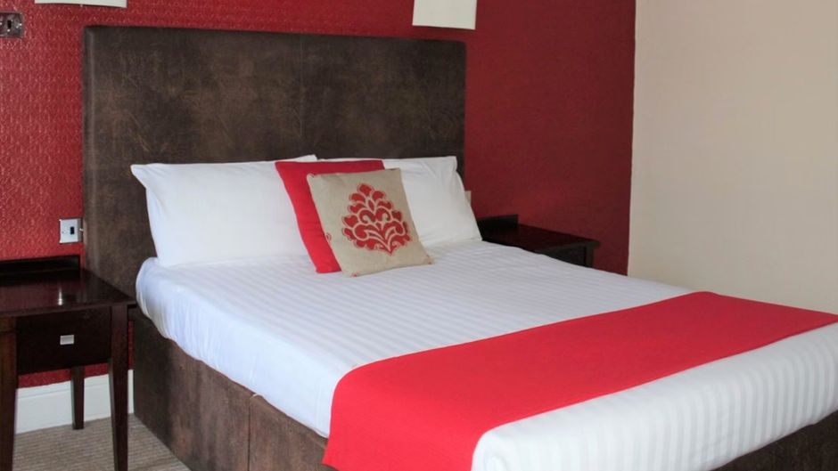 Columba Hotel Room