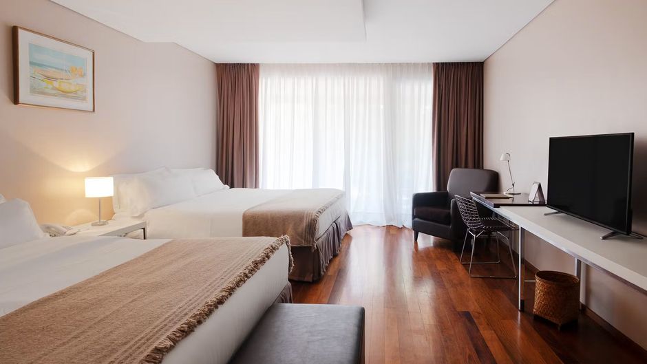 San Isidro Plaza Hotel Suite