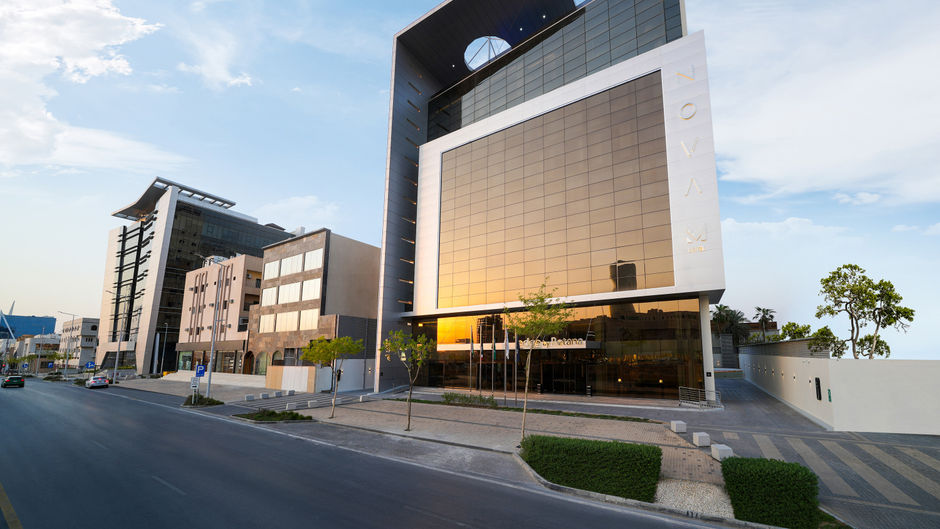 Nova M Hotel-Edge by Rotana Exterior