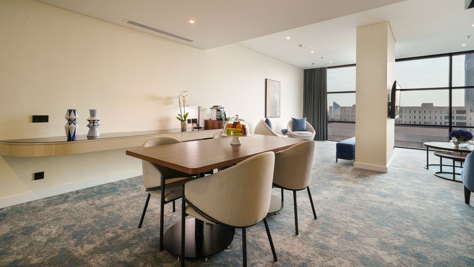 Nova M Hotel-Edge by Rotana Suite