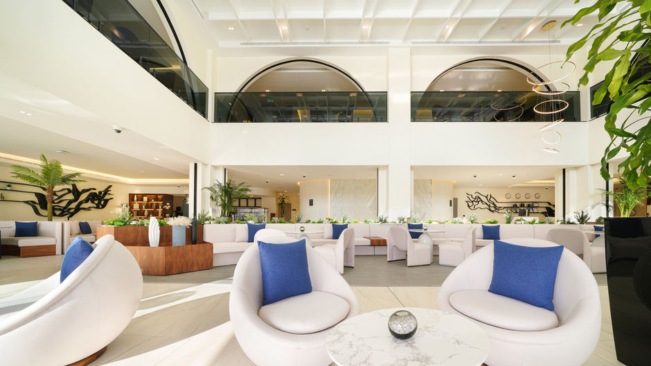 Nova M Hotel-Edge by Rotana Lobby