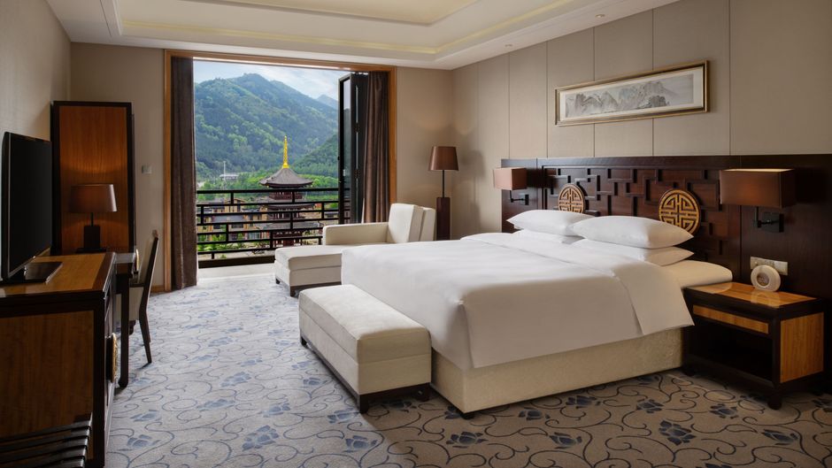 Wutai Mountain Marriott Hotel Room