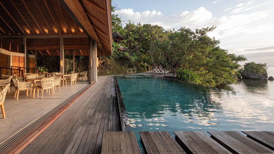 Manami Resort Pool