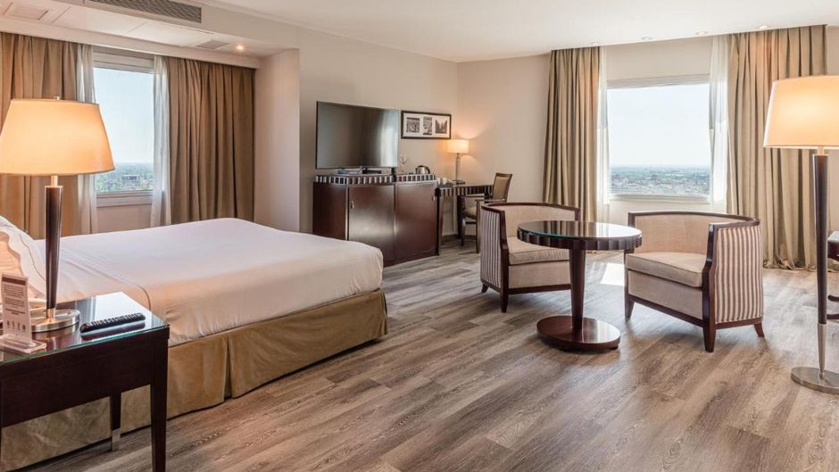 Diplomatic Hotel Room