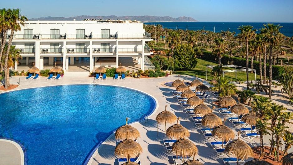 Cabogata Garden Hotel and Spa Pool