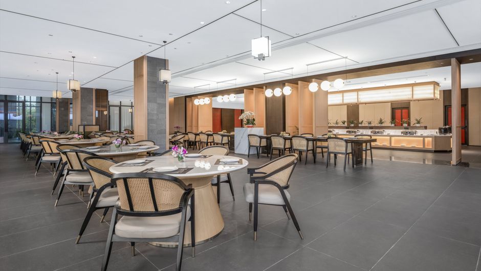 Holiday Inn Orchid Town Restaurant