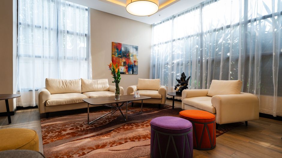 Trademark Suites at Enaki Town Lobby