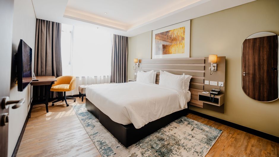 Trademark Suites at Enaki Town Room