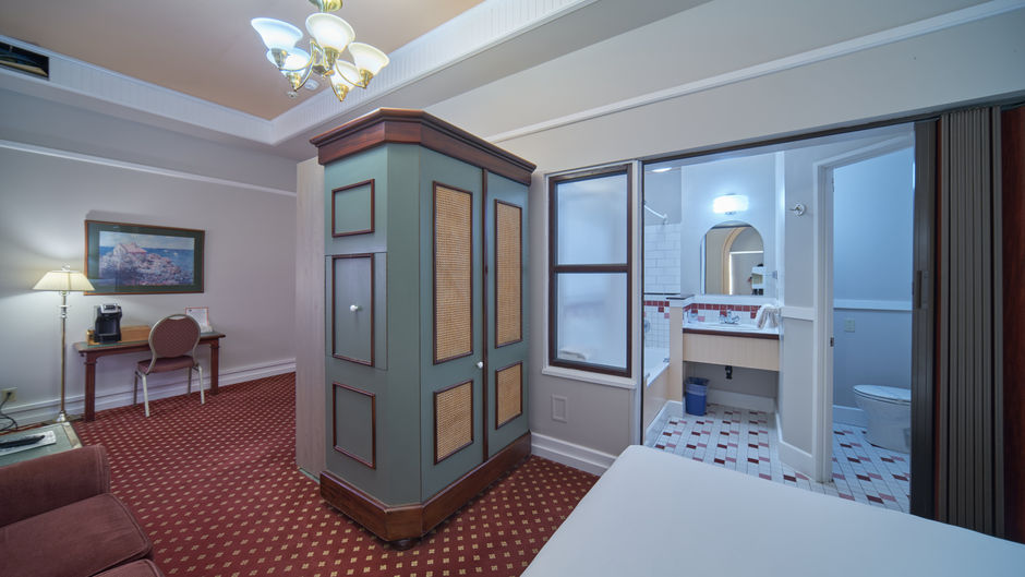 Bedford Regency Hotel Room