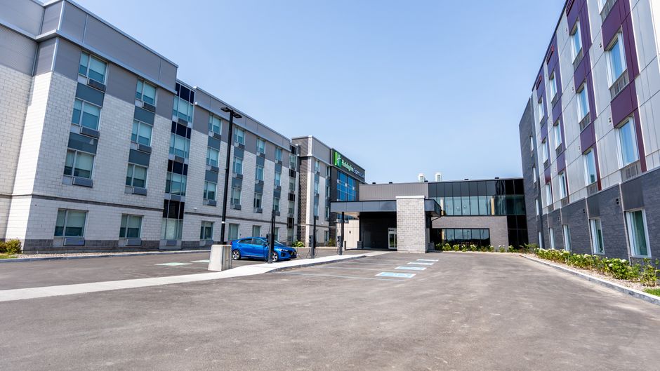 Holiday Inn Expr & Stes Trois-Rivieres W Exterior