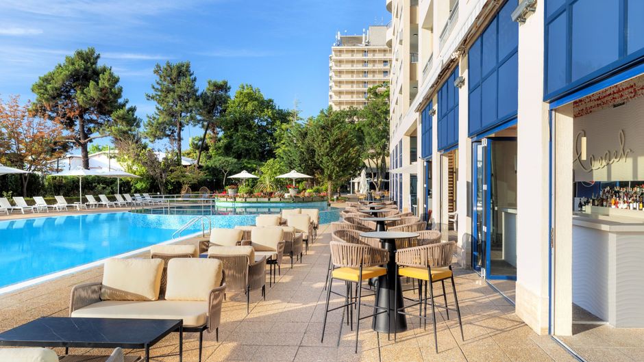 Four Points Sunny Beach Pool
