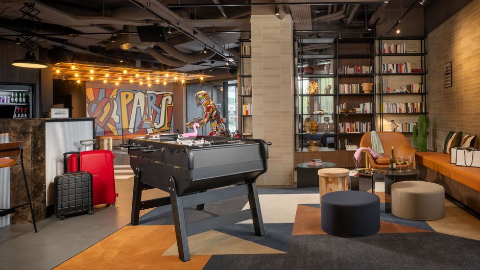 Moxy Paris Clamart Lobby