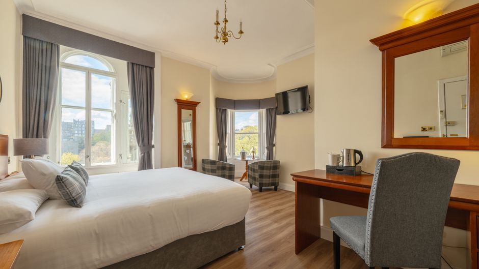 Old Waverley Hotel Room