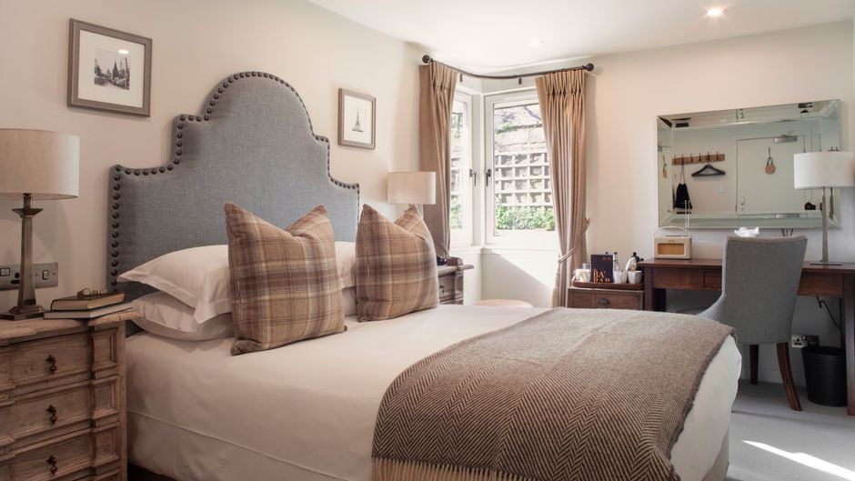 The Roseate Edinburgh Room