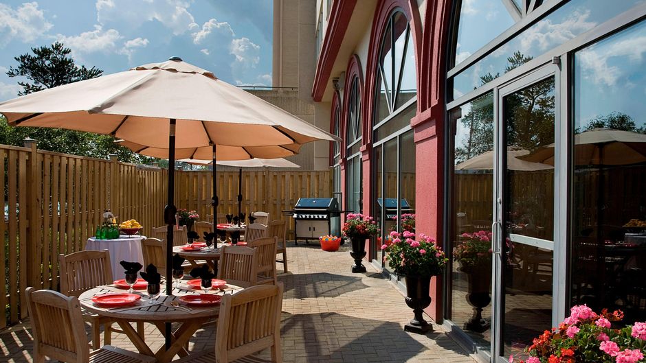 Residence Inn London Downtown Exterior