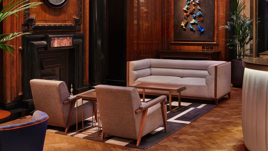 London Marriott Hotel County Hall Lobby