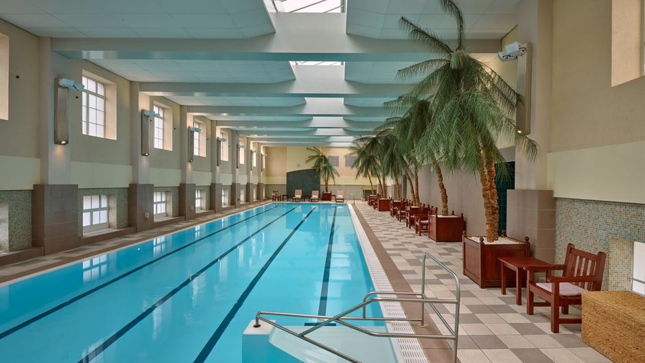 London Marriott Hotel County Hall Pool