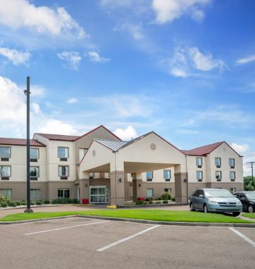 Red Roof PLUS+ & Suites Vicksburg