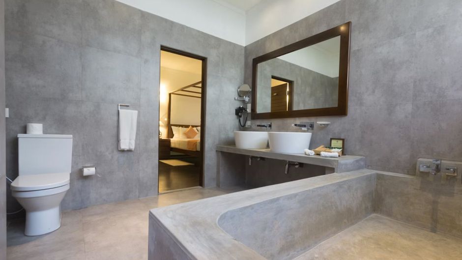 Colombo Court Hotel & Spa Room