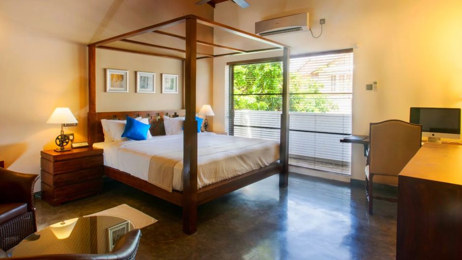 Colombo Court Hotel & Spa Suite