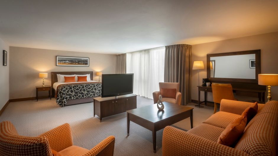 Clayton Hotel Dublin Airport Suite