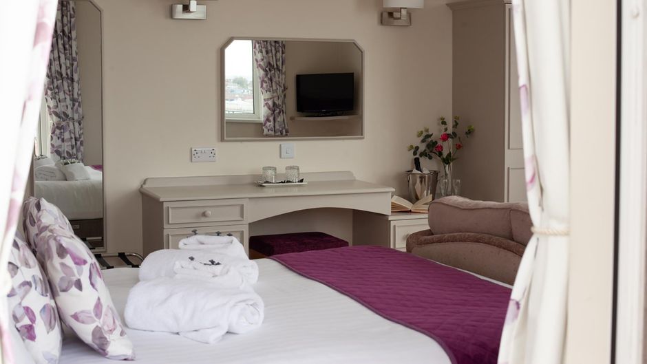 Redcliffe Hotel Room